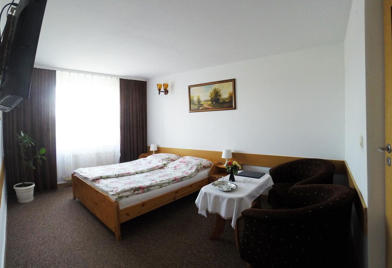 Hotel Kot Siestrzen Extérieur photo